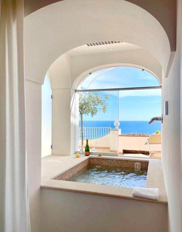 Hotel Il Gabbiano Positano Exterior foto
