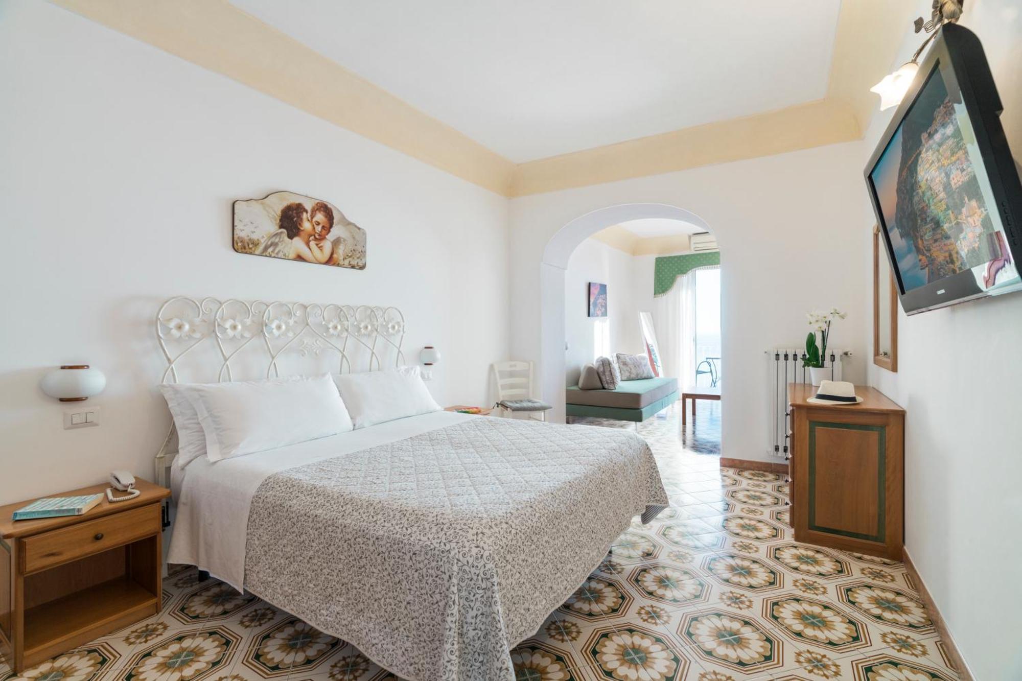 Hotel Il Gabbiano Positano Exterior foto