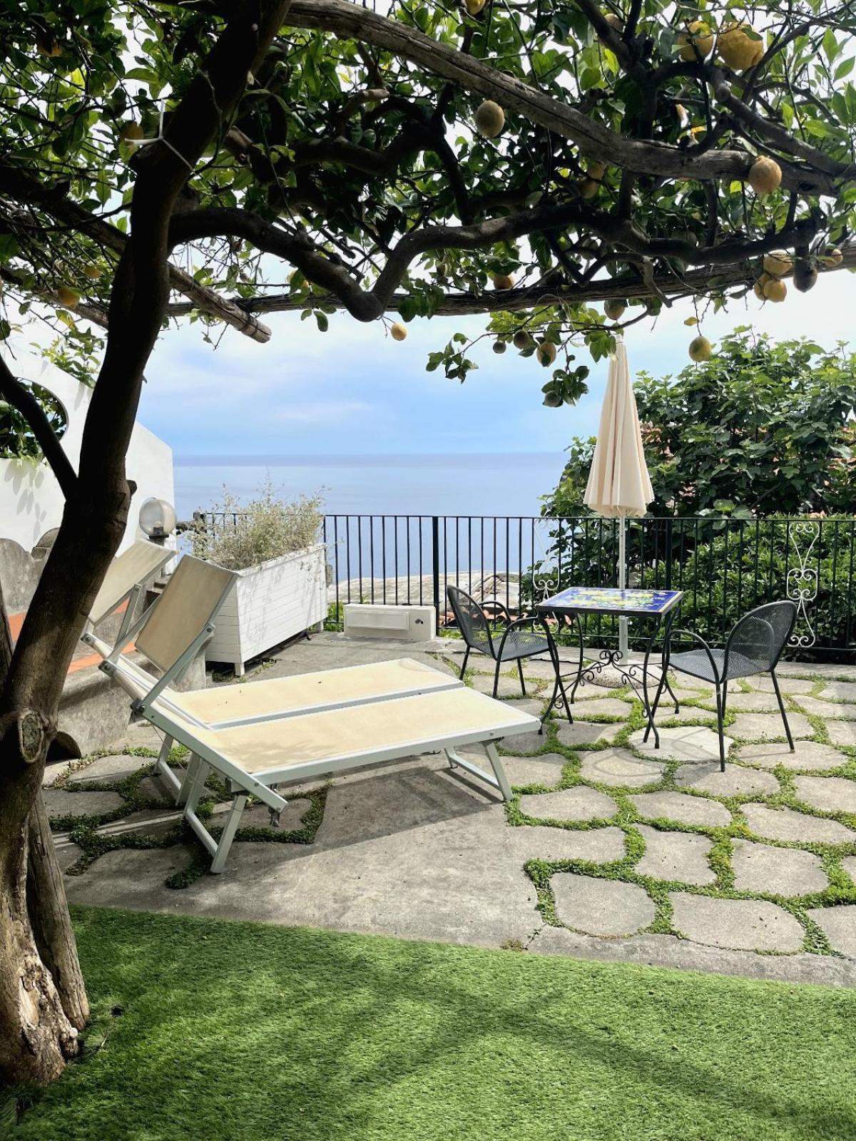 Hotel Il Gabbiano Positano Exterior foto