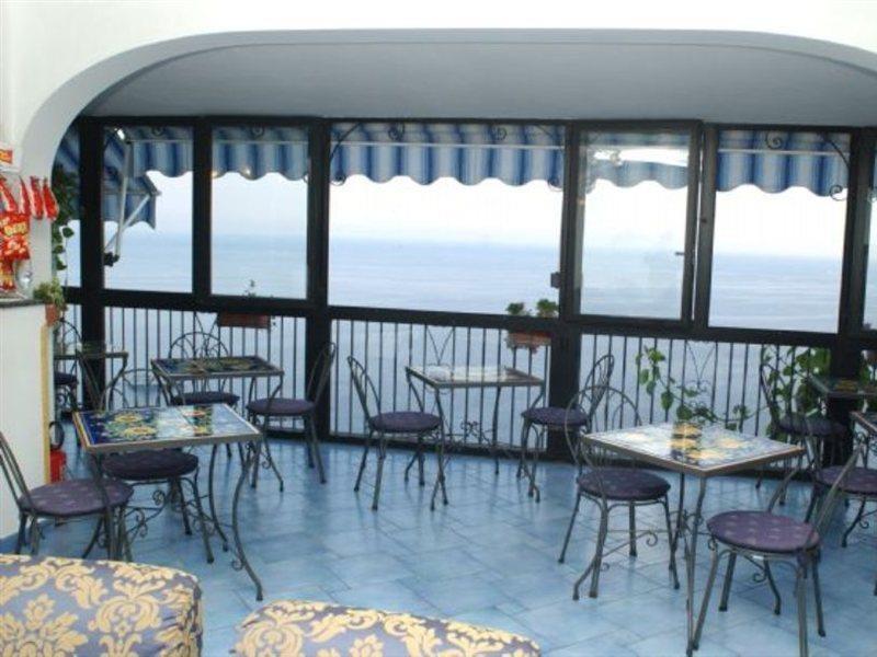 Hotel Il Gabbiano Positano Exterior foto